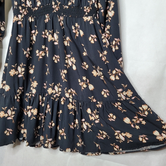 Old Navy Peasant Dress Short Black Floral Tiered Skirt V-neck Long Sleeve L - Picture 5 of 12